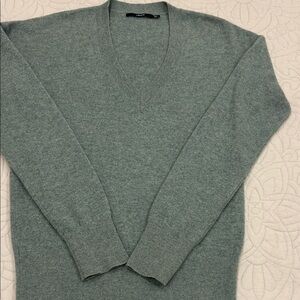 J BRAND Gray Green Wool-Cashmere blend. V-Neck Sweater - Size Small Women's